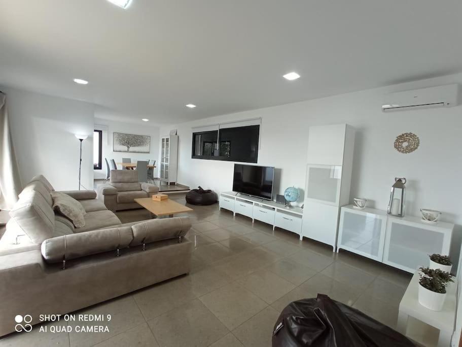 Villa Gehidy Teguise  Εξωτερικό φωτογραφία